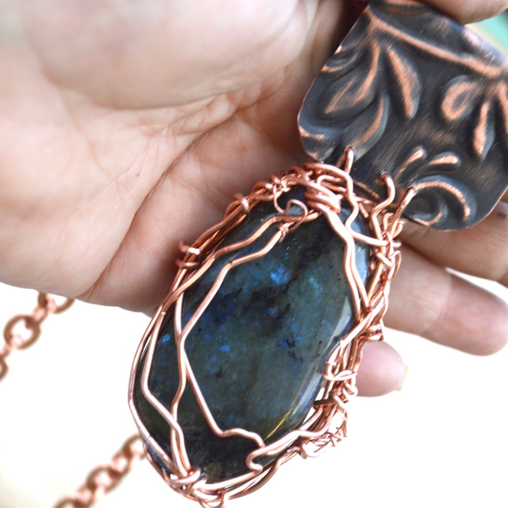 Huge Labradorite Solid Heavy Copper Chain Pendant - Picture 3 of 6